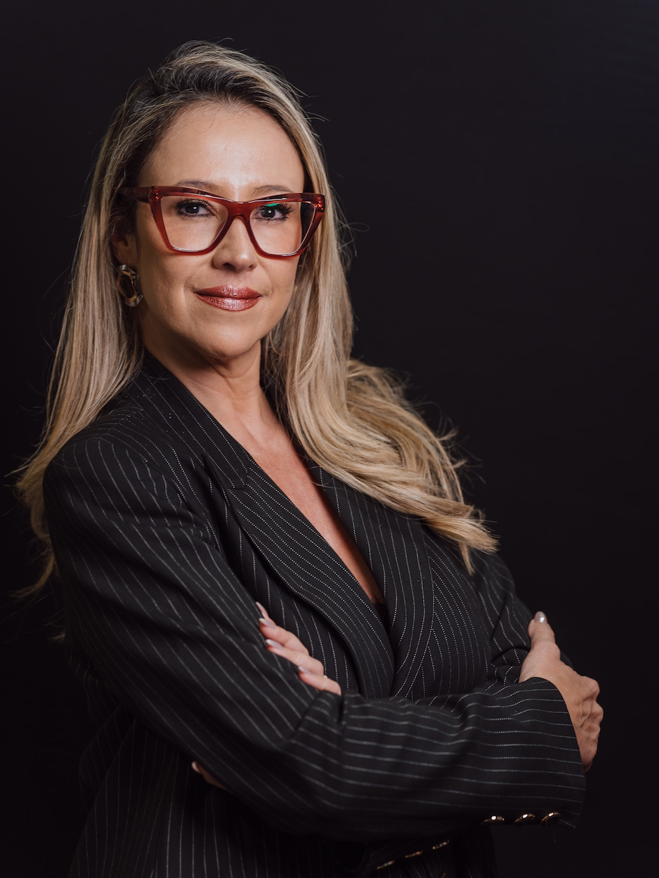 Dra. Josiane Barros